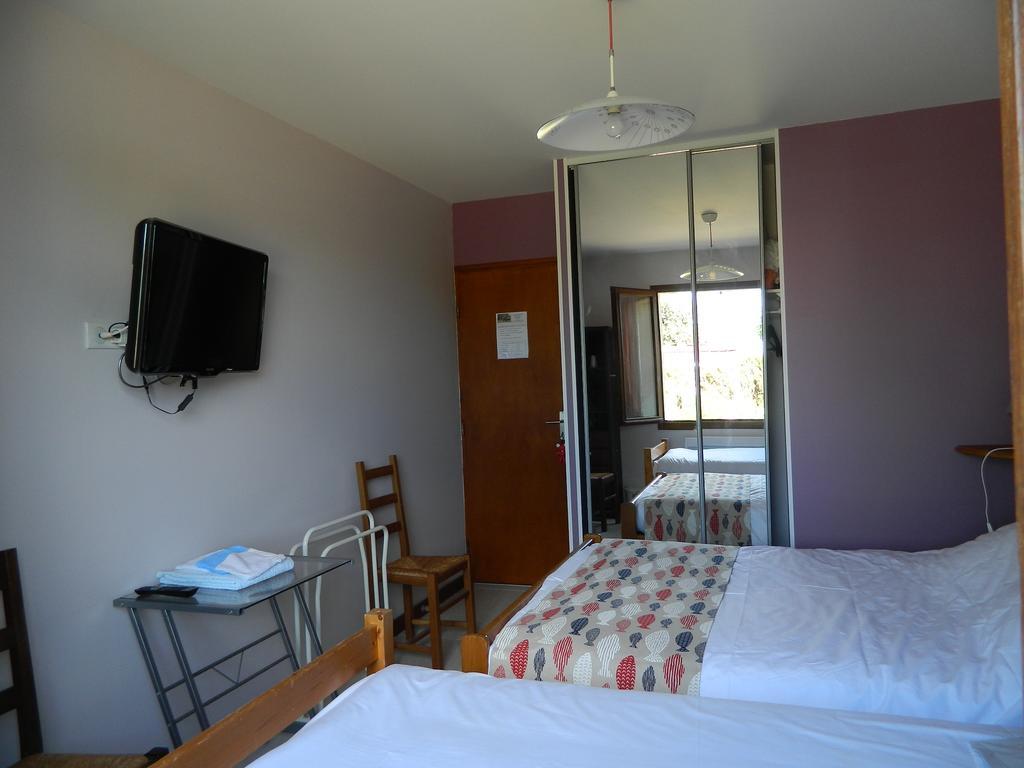 Chambre D'Hotes Les 3 Moulins Cozes Buitenkant foto