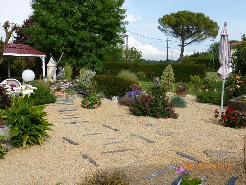 Chambre D'Hotes Les 3 Moulins Cozes Buitenkant foto